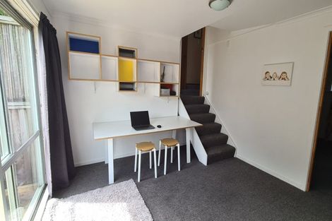 Photo of property in 20 Fairway Avenue, Mount Maunganui, 3116