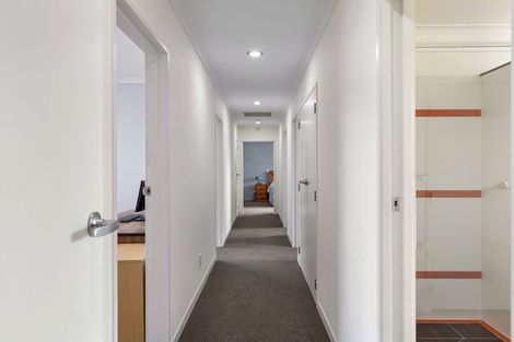 Photo of property in 9 Patea Place, Terrace End, Palmerston North, 4410