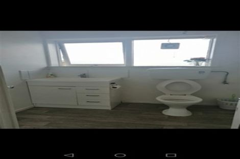 Photo of property in 71 College Road, Northcote, Auckland, 0627