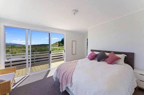 Photo of property in 11 Makora Road, Otaihanga, Paraparaumu, 5036