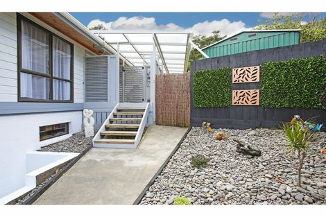 Photo of property in 13 Chrisarda Place, Red Hill, Papakura, 2110