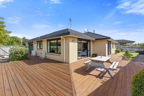 Photo of property in 42 Monarch Place, Paraparaumu Beach, Paraparaumu, 5032