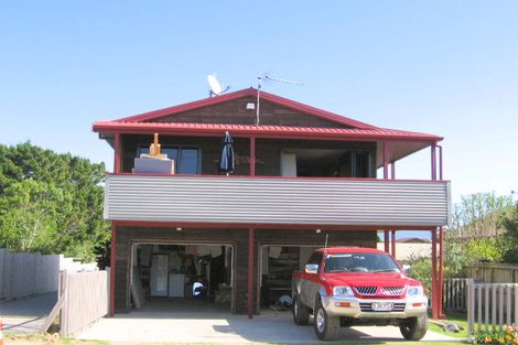 Photo of property in 128b Karewa Parade, Papamoa Beach, Papamoa, 3118