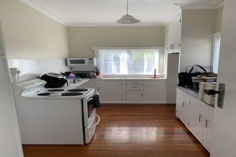 Photo of property in 180 College Street, Awapuni, Palmerston North, 4412
