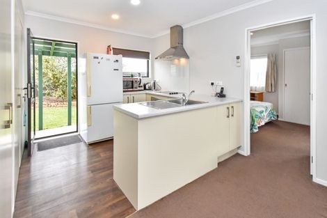 Photo of property in 4a Cathay Lane, Takanini, 2112