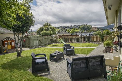 Photo of property in 26 Bledisloe Avenue, Stoke, Nelson, 7011