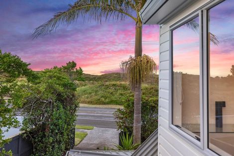 Photo of property in 338 Papamoa Beach Road, Papamoa Beach, Papamoa, 3118