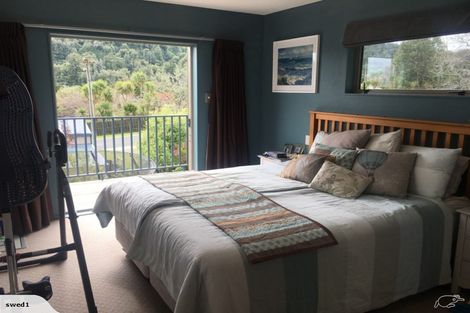 Photo of property in 36 Oxford Road, Lake Rotoma, Rotorua, 3074