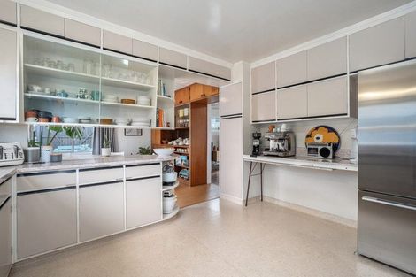 Photo of property in 2 Rondane Place, Tirohanga, Lower Hutt, 5010