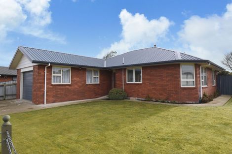 Photo of property in 120 Newcastle Street, Windsor, Invercargill, 9810