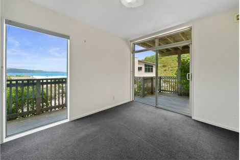 Photo of property in 3 Fore Street, Kaiwharawhara, Wellington, 6035