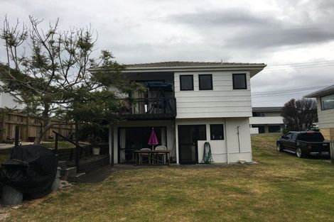 Photo of property in 37 Grove Avenue, Mount Maunganui, 3116