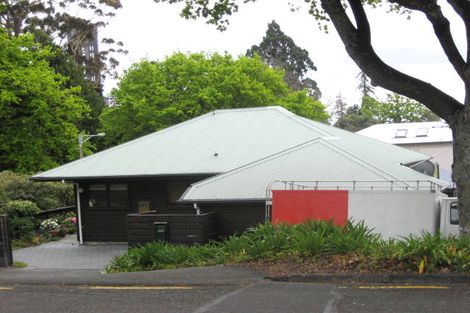 Photo of property in 32 Shelbourne Street, Nelson, 7010