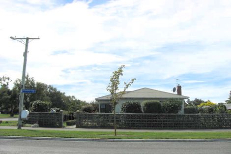 Photo of property in 1 Elizabeth Avenue, Rakaia, 7710