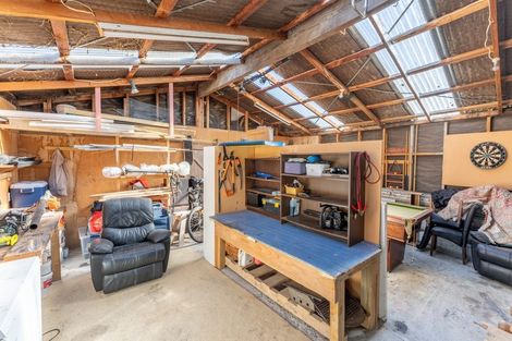 Photo of property in 35 Toi Street, Otaki Beach, Otaki, 5512