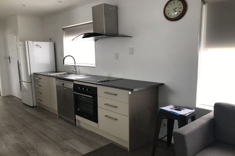 Photo of property in 352 Hardy Street, Nelson, 7010