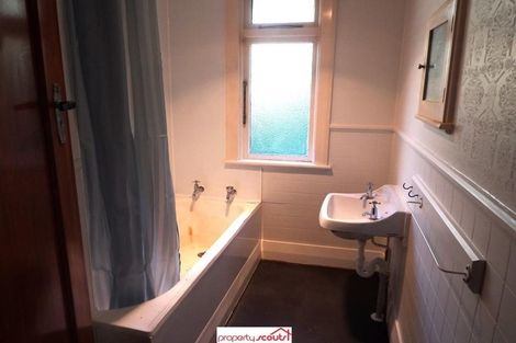 Photo of property in 5 Osborne Terrace, Mornington, Dunedin, 9011