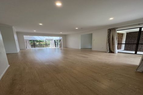 Photo of property in 16 Loloma Drive, Half Moon Bay, Auckland, 2012