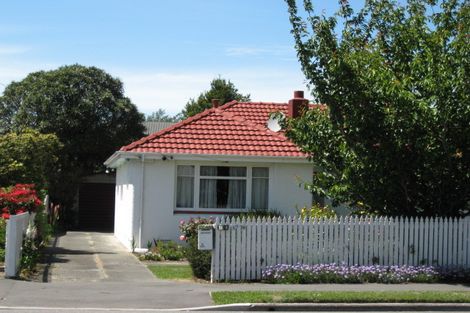 Photo of property in 106 Avonhead Road, Avonhead, Christchurch, 8042