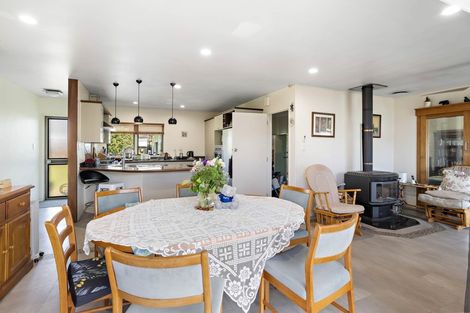 Photo of property in 17 Benalder Crescent, Tokoroa, 3420