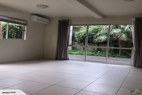 Photo of property in 3/4a Corrella Road, Belmont, Auckland, 0622