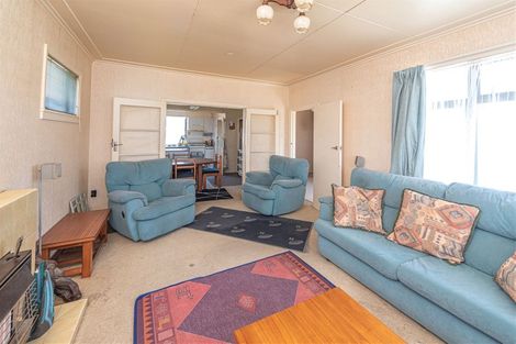 Photo of property in 19 Bignell Street, Gonville, Whanganui, 4501