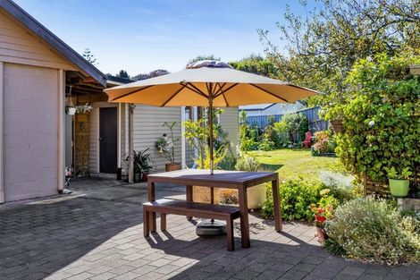 Photo of property in 70 Collins Street, Hawera, 4610