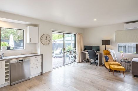 Photo of property in 11a Michael Road, Paraparaumu Beach, Paraparaumu, 5032