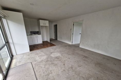 Photo of property in 4 Milich Terrace, Te Atatu South, Auckland, 0610