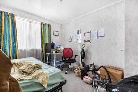 Photo of property in 3 Poutini Place, Manurewa, Auckland, 2102