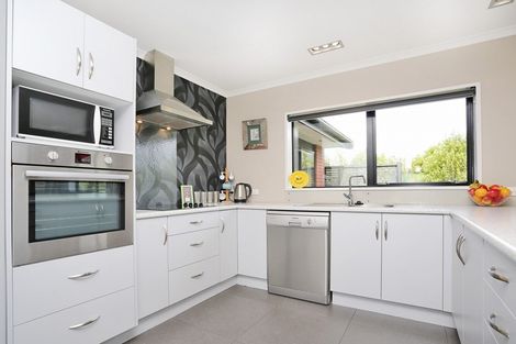 Photo of property in 111 Taiepa Road, Otatara, Invercargill, 9879