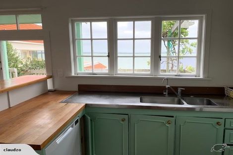 Photo of property in 15a Joan Street, Point Chevalier, Auckland, 1022