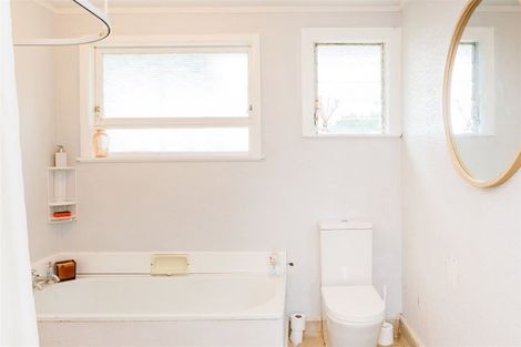 Photo of property in 52 Langley Avenue, Milson, Palmerston North, 4414