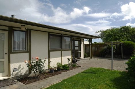 Photo of property in 63a Ngaio Road, Waikanae, 5036