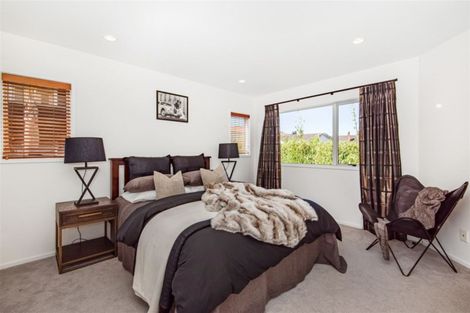 Photo of property in 45a Williamson Avenue, Belmont, Auckland, 0622