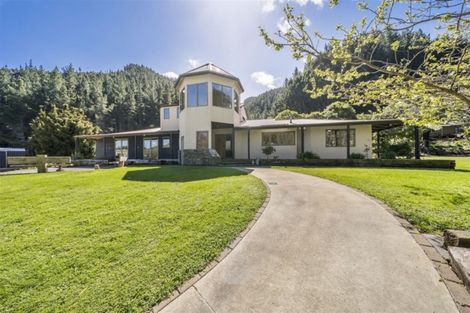 Photo of property in 740 Moonshine Hill Road, Moonshine Valley, Porirua, 5381
