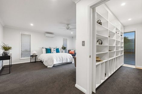 Photo of property in 2 Stonebridge Road, Temple View, Hamilton, 3289