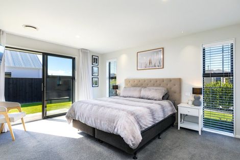 Photo of property in 33 Nikau Drive, Redwoodtown, Blenheim, 7201