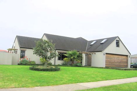 Photo of property in 39 Te Wharau Drive, Greenhithe, Auckland, 0632