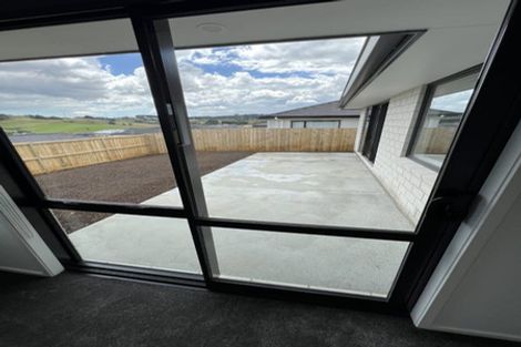 Photo of property in 14 Paul Way, Pokeno, 2402