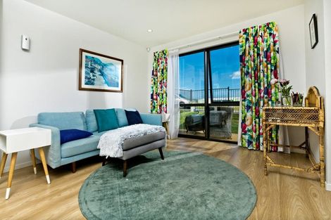 Photo of property in 16 Toia Lane, Silverdale, 0932