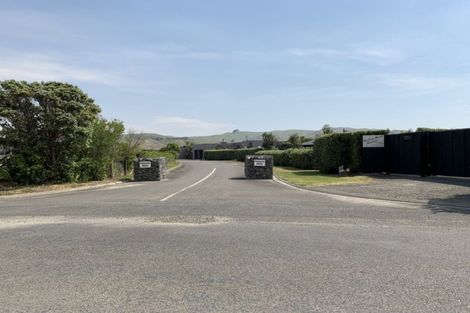 Photo of property in 87 Shoal Beach Road, Aramoana, Omakere, 4271