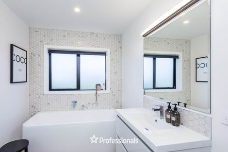 Photo of property in 4 Kerrigan Crescent, Wallaceville, Upper Hutt, 5018