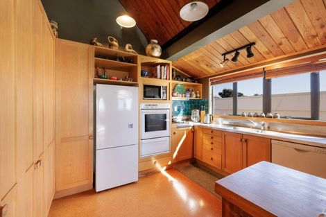 Photo of property in 207c Marine Parade, Mount Maunganui, 3116