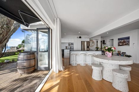 Photo of property in 2/259 Hurstmere Road, Takapuna, Auckland, 0622