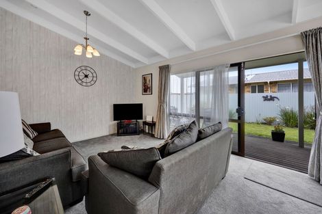 Photo of property in 1/4 Naumai Place, Spotswood, New Plymouth, 4310