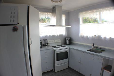 Photo of property in 5b Reese Jones Grove, Maungaraki, Lower Hutt, 5010