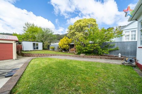 Photo of property in 93 Seddon Street, Naenae, Lower Hutt, 5011