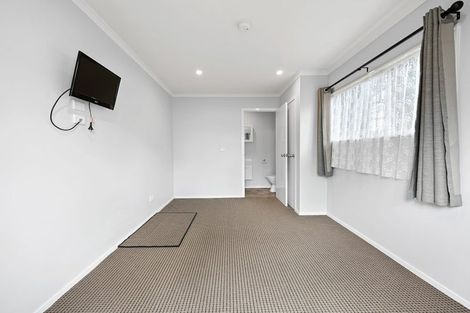 Photo of property in 11 Garland Drive, St Andrews, Hamilton, 3200