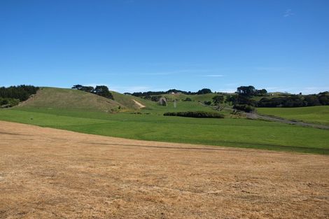 Photo of property in 343 Kaihau Road, Karioitahi, Waiuku, 2683